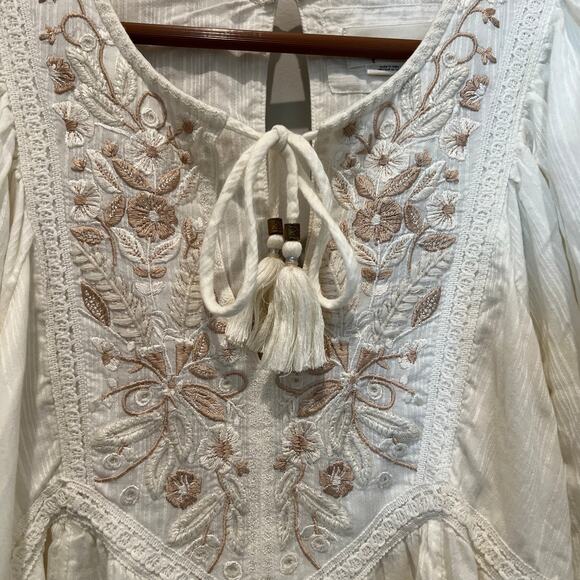 ANTHROPOLOGIE Embroidered Lace White Tan Mini Dress Medium Petite Puff Sleeves - Picture 4 of 10